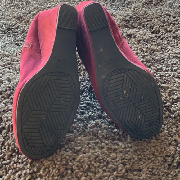 Booties - Picture 4 of 5